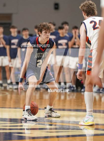 Thumbnail 3 in South Side vs Manhasset (NYSPHSAA Section 8 Class A Final) photogallery.