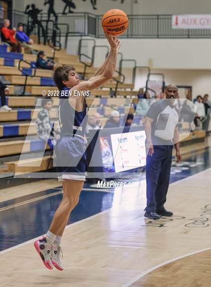 Thumbnail 1 in Marist vs Eagle's Landing (Lemon Street Classic) photogallery.