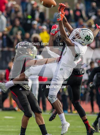 Thumbnail 2 in Woodson vs. Wilson (DCIAA Final) photogallery.
