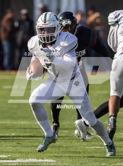Thumbnail 1 in Woodson vs. Wilson (DCIAA Final) photogallery.