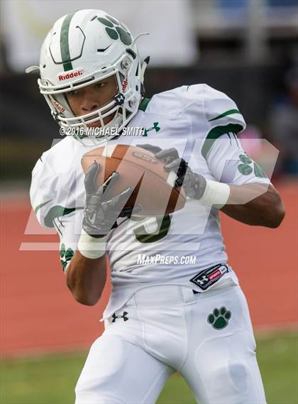 Thumbnail 2 in Woodson vs. Wilson (DCIAA Final) photogallery.