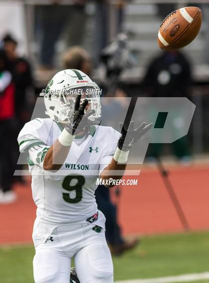 Thumbnail 1 in Woodson vs. Wilson (DCIAA Final) photogallery.