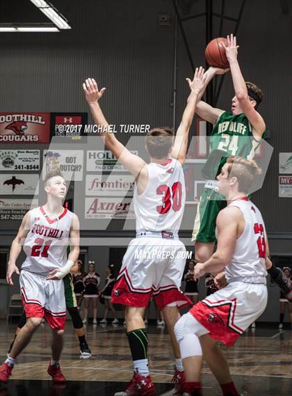 Thumbnail 3 in Red Bluff @ Foothill photogallery.