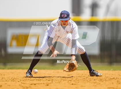 Thumbnail 2 in Lubbock Christian @ Trinity Christian photogallery.
