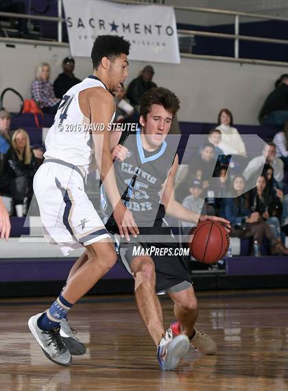 Thumbnail 3 in Clovis North vs. Westlake (St. Hope Elite Classic) photogallery.