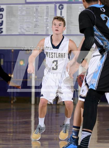 Thumbnail 3 in Clovis North vs. Westlake (St. Hope Elite Classic) photogallery.