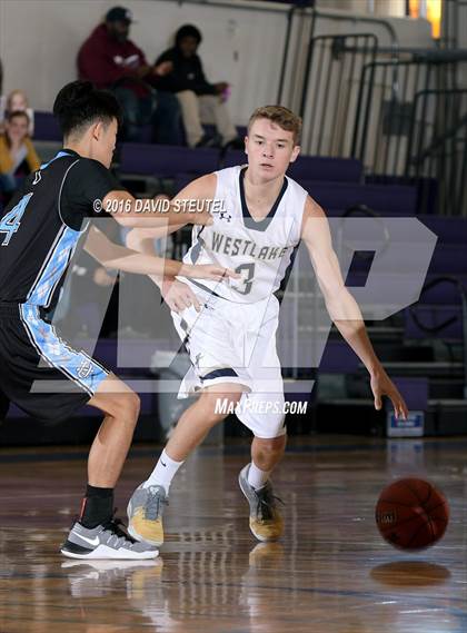 Thumbnail 3 in Clovis North vs. Westlake (St. Hope Elite Classic) photogallery.