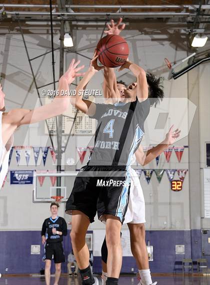Thumbnail 3 in Clovis North vs. Westlake (St. Hope Elite Classic) photogallery.