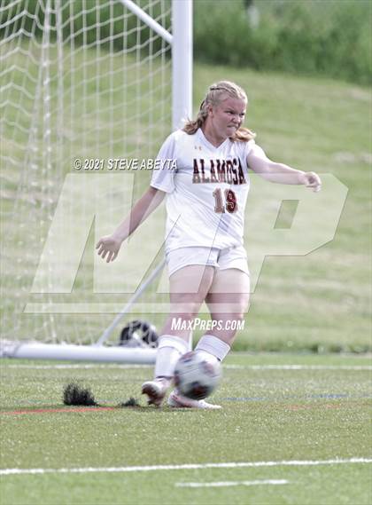 Thumbnail 2 in Alamosa vs Kent Denver (CHSAA 3A Round 1 Playoff) photogallery.