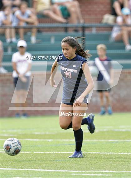 Thumbnail 3 in Alamosa vs Kent Denver (CHSAA 3A Round 1 Playoff) photogallery.