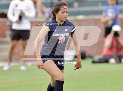 Thumbnail 2 in Alamosa vs Kent Denver (CHSAA 3A Round 1 Playoff) photogallery.