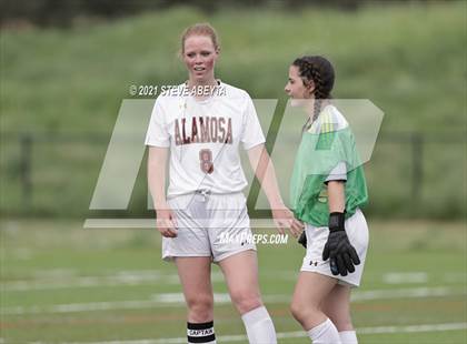 Thumbnail 3 in Alamosa vs Kent Denver (CHSAA 3A Round 1 Playoff) photogallery.