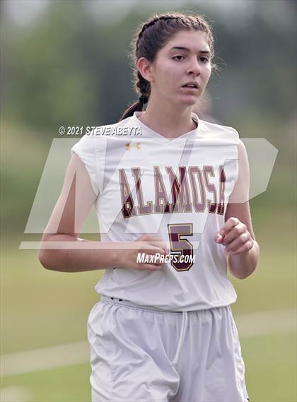 Thumbnail 3 in Alamosa vs Kent Denver (CHSAA 3A Round 1 Playoff) photogallery.