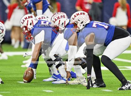 Thumbnail 3 in Atascocita vs. Lamar (UIL Football 6A D1 Region 3 Regional) photogallery.