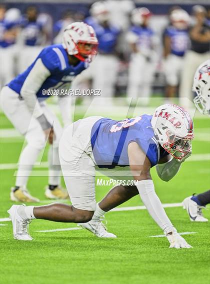 Thumbnail 2 in Atascocita vs. Lamar (UIL Football 6A D1 Region 3 Regional) photogallery.