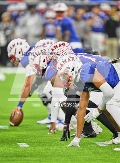Thumbnail 3 in Atascocita vs. Lamar (UIL Football 6A D1 Region 3 Regional) photogallery.