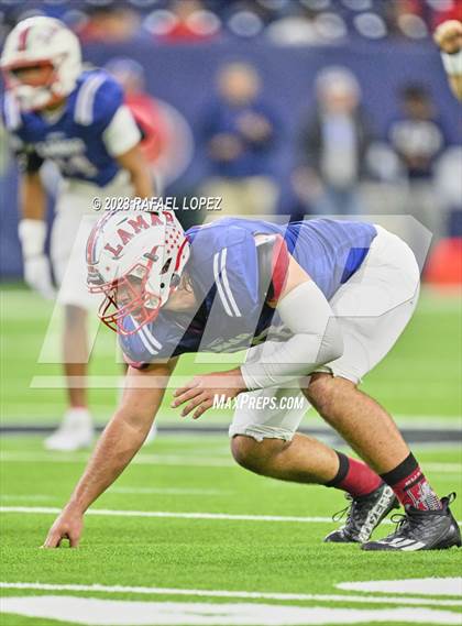 Thumbnail 2 in Atascocita vs. Lamar (UIL Football 6A D1 Region 3 Regional) photogallery.
