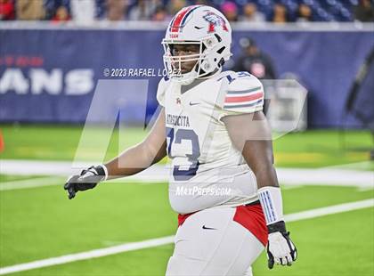 Thumbnail 2 in Atascocita vs. Lamar (UIL Football 6A D1 Region 3 Regional) photogallery.