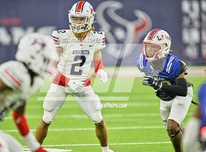 Thumbnail 2 in Atascocita vs. Lamar (UIL Football 6A D1 Region 3 Regional) photogallery.