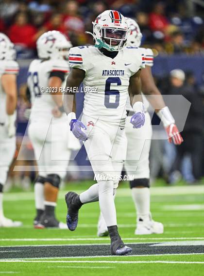 Thumbnail 2 in Atascocita vs. Lamar (UIL Football 6A D1 Region 3 Regional) photogallery.