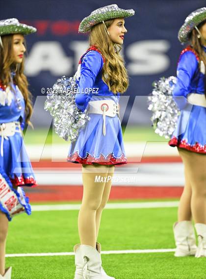 Thumbnail 2 in Atascocita vs. Lamar (UIL Football 6A D1 Region 3 Regional) photogallery.