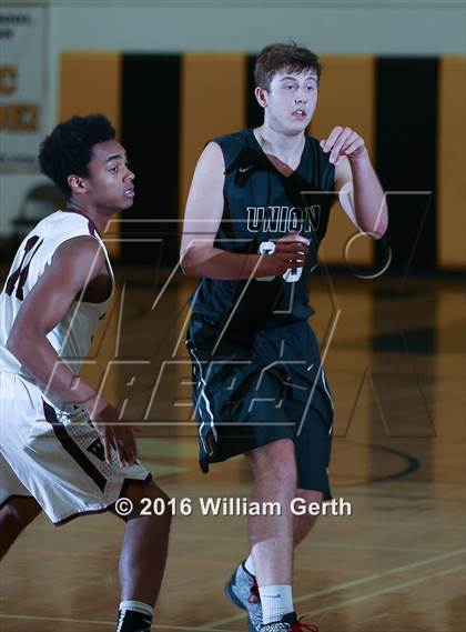 Thumbnail 2 in Union vs. Woodcreek photogallery.