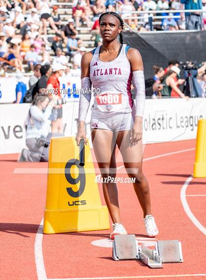 Thumbnail 3 in UIL 3A Girls Track & Field Finals photogallery.