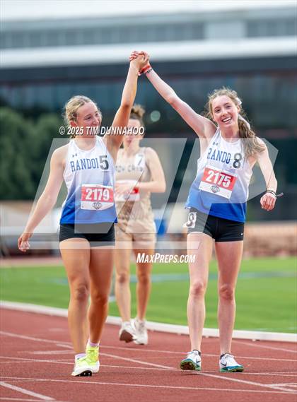 Thumbnail 3 in UIL 3A Girls Track & Field Finals photogallery.
