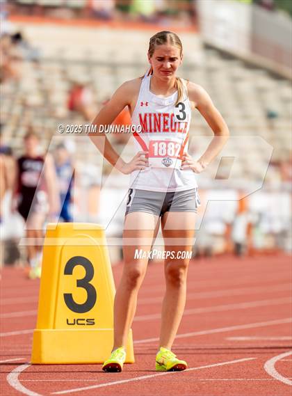 Thumbnail 1 in UIL 3A Girls Track & Field Finals photogallery.