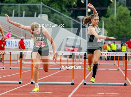 Thumbnail 2 in UIL 3A Girls Track & Field Finals photogallery.