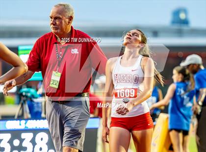 Thumbnail 2 in UIL 3A Girls Track & Field Finals photogallery.