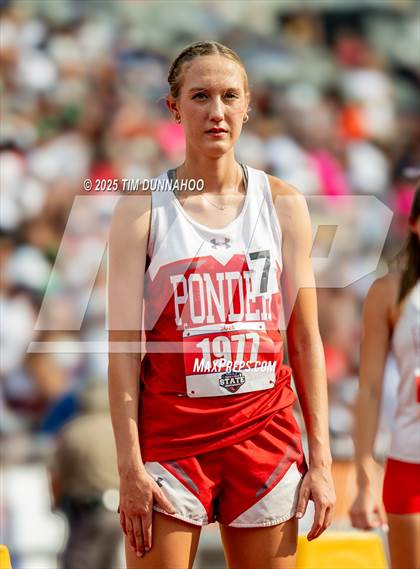 Thumbnail 1 in UIL 3A Girls Track & Field Finals photogallery.