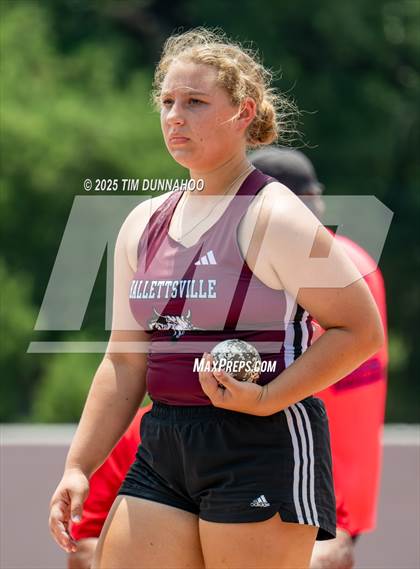 Thumbnail 3 in UIL 3A Girls Track & Field Finals photogallery.