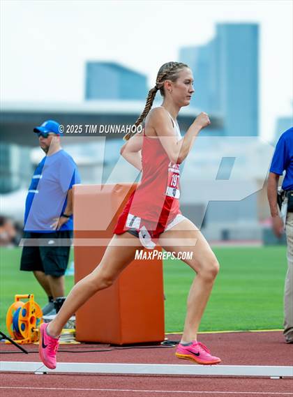 Thumbnail 1 in UIL 3A Girls Track & Field Finals photogallery.