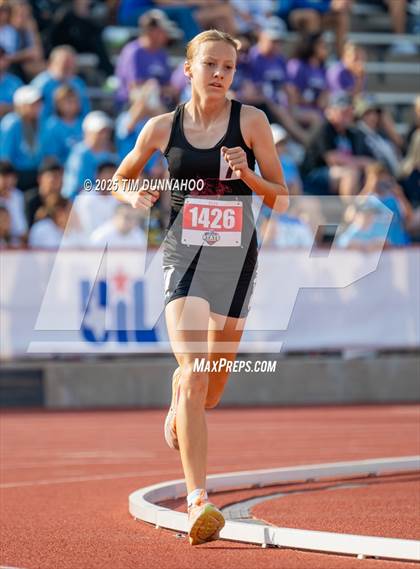 Thumbnail 1 in UIL 3A Girls Track & Field Finals photogallery.