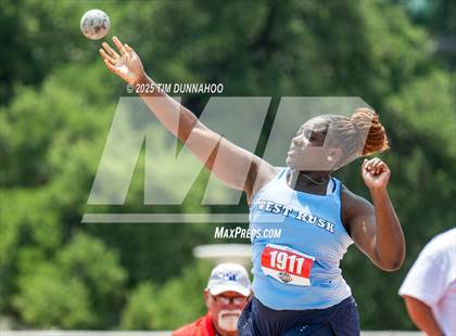 Thumbnail 2 in UIL 3A Girls Track & Field Finals photogallery.