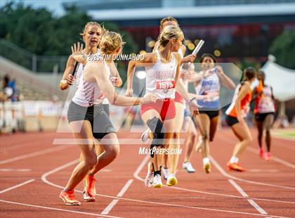 Thumbnail 3 in UIL 3A Girls Track & Field Finals photogallery.