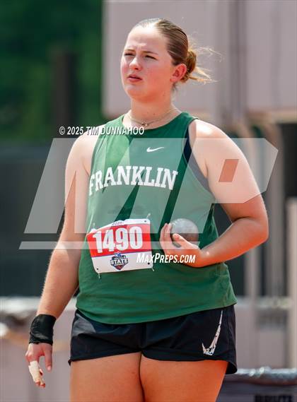 Thumbnail 1 in UIL 3A Girls Track & Field Finals photogallery.