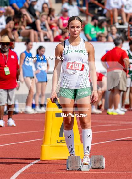 Thumbnail 1 in UIL 3A Girls Track & Field Finals photogallery.