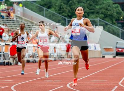 Thumbnail 1 in UIL 3A Girls Track & Field Finals photogallery.