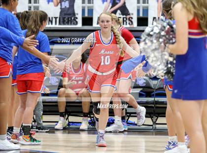 Thumbnail 2 in Moore @ Deer Creek photogallery.
