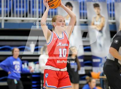 Thumbnail 3 in Moore @ Deer Creek photogallery.