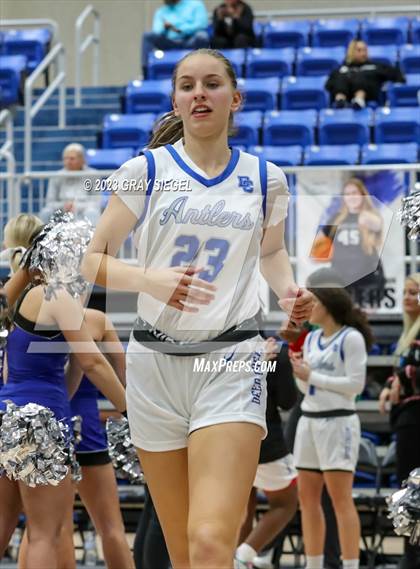 Thumbnail 3 in Moore @ Deer Creek photogallery.