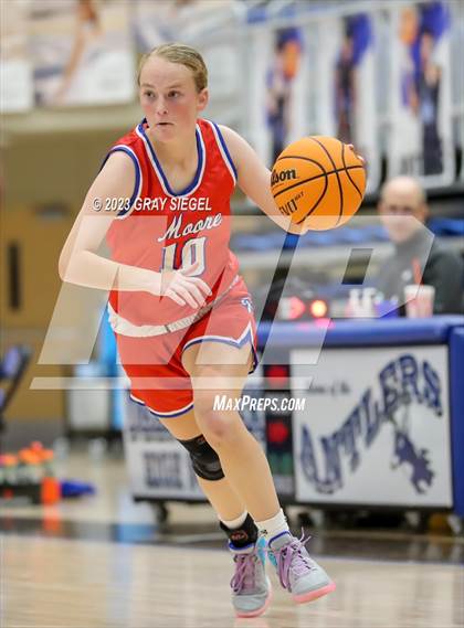 Thumbnail 3 in Moore @ Deer Creek photogallery.