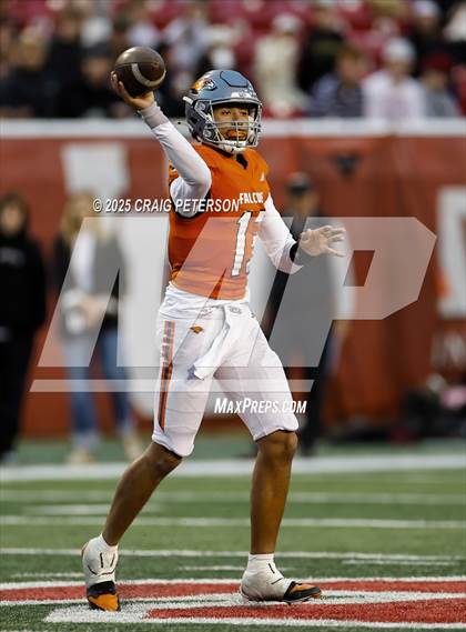 Thumbnail 1 in Lone Peak vs Skyridge (UHSAA 6A Semifinal) photogallery.