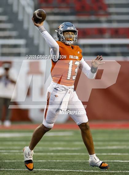 Thumbnail 1 in Lone Peak vs Skyridge (UHSAA 6A Semifinal) photogallery.