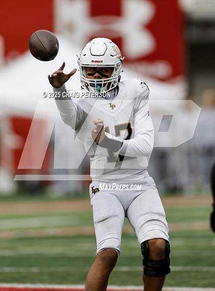 Thumbnail 3 in Lone Peak vs Skyridge (UHSAA 6A Semifinal) photogallery.