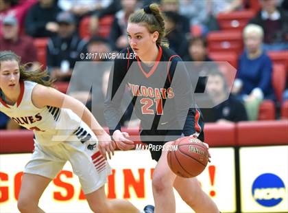 Thumbnail 3 in Black Hills vs  Archbishop Murphy (WIAA 2A Regional) photogallery.