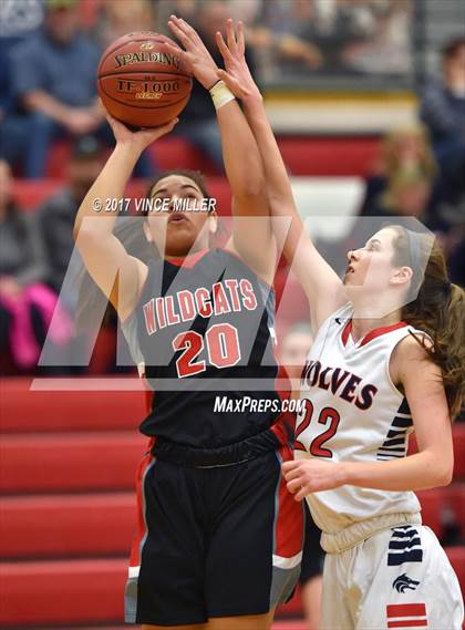 Thumbnail 3 in Black Hills vs  Archbishop Murphy (WIAA 2A Regional) photogallery.