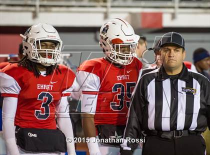 Thumbnail 3 in John Ehret vs. Mandeville (LHSAA Class 5A Semifinal) photogallery.
